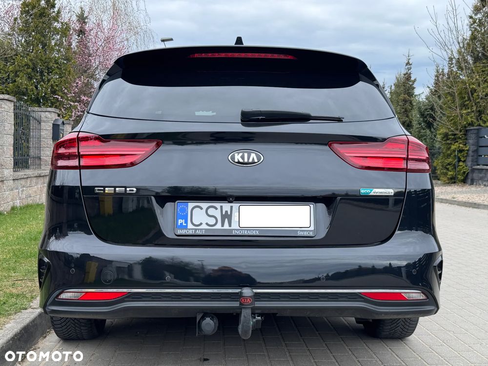 Kia Ceed - 29
