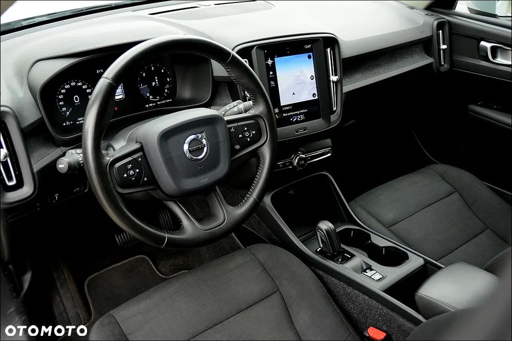 Volvo XC 40 D3 SCR Momentum - 19
