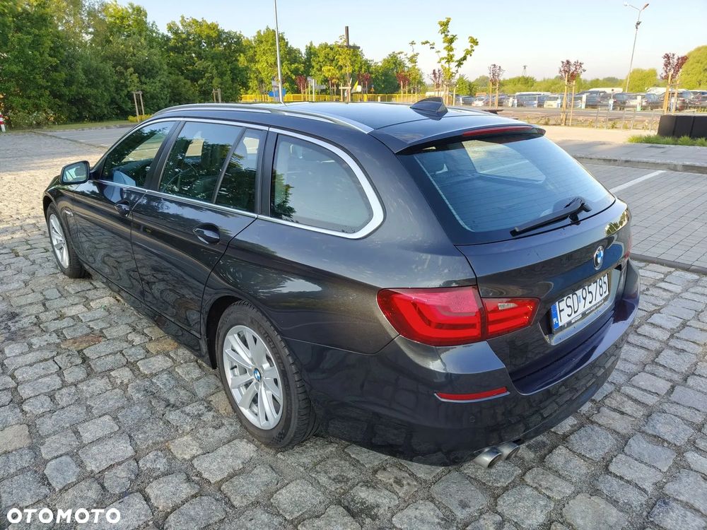 BMW Seria 5 520d Touring - 8