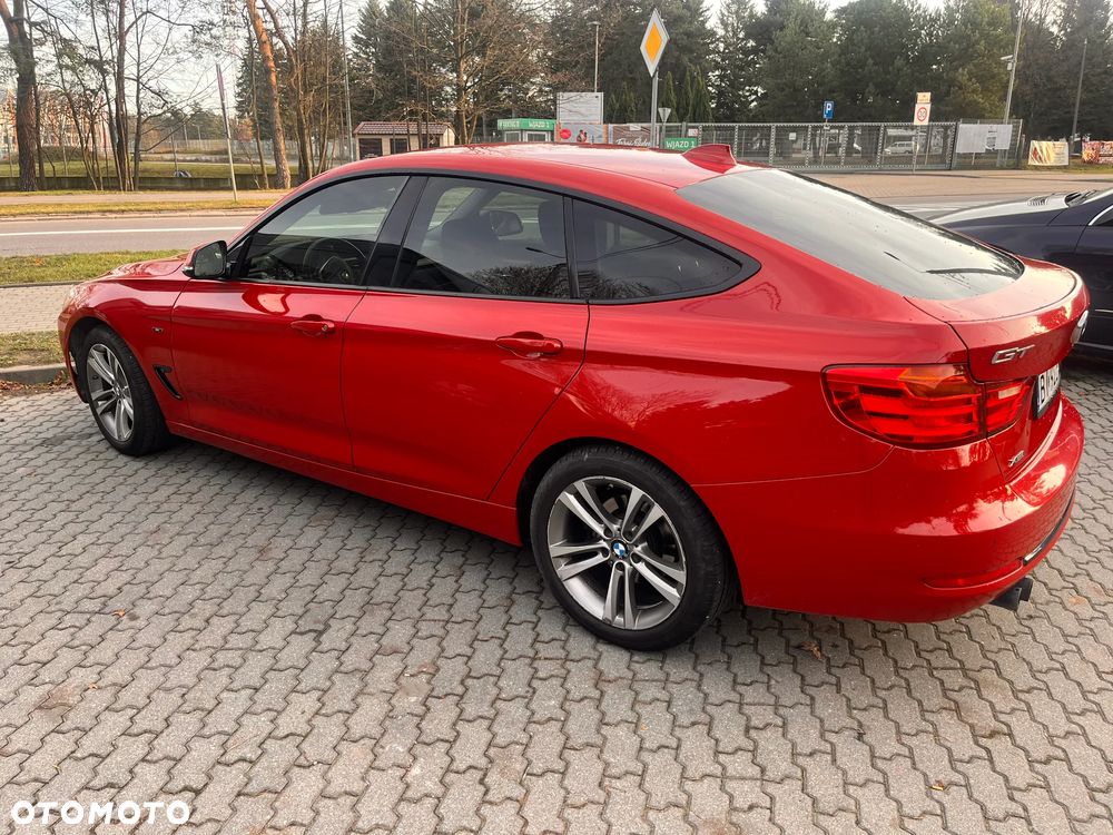BMW 3GT 328i xDrive Sport Line - 4