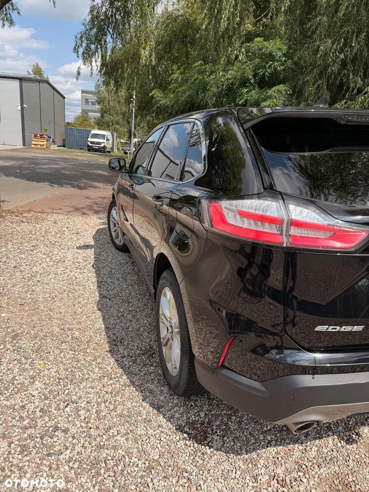 Ford Edge - 9