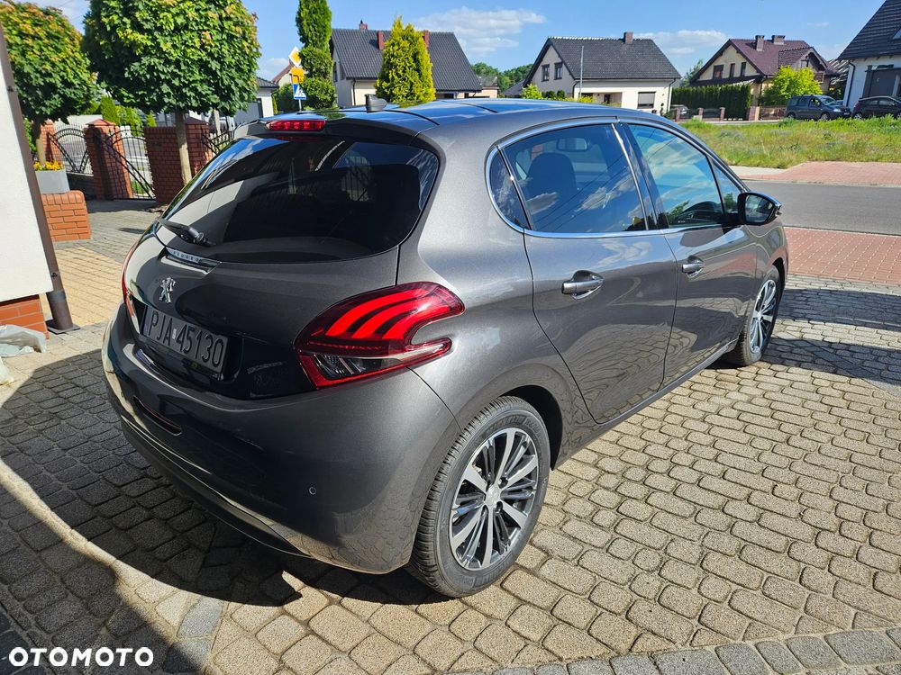 Peugeot 208 1.2 PureTech GPF Allure S&S EAT6 - 11