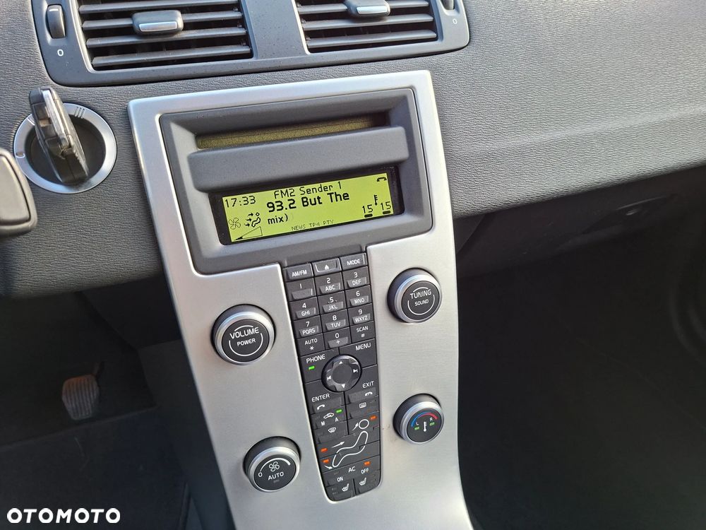 Volvo C70 D3 Momentum - 26