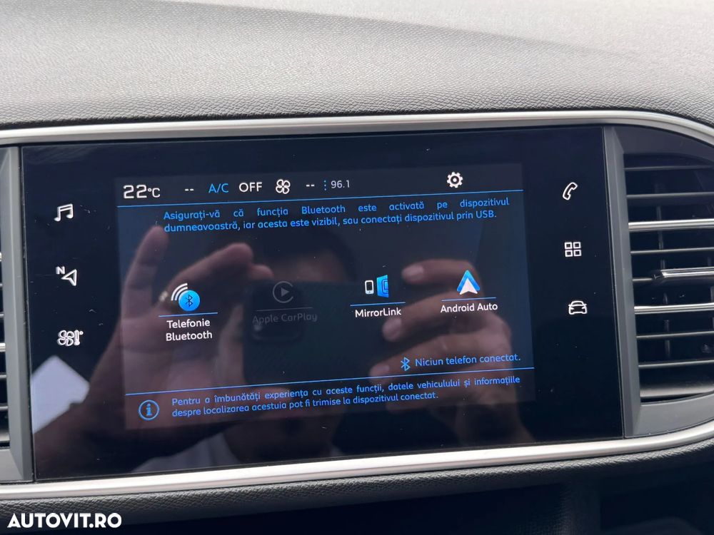 Peugeot 308 SW 1.2 L PureTech Turbo S&S Active - 24