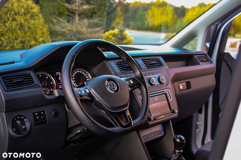 Volkswagen Caddy - 29