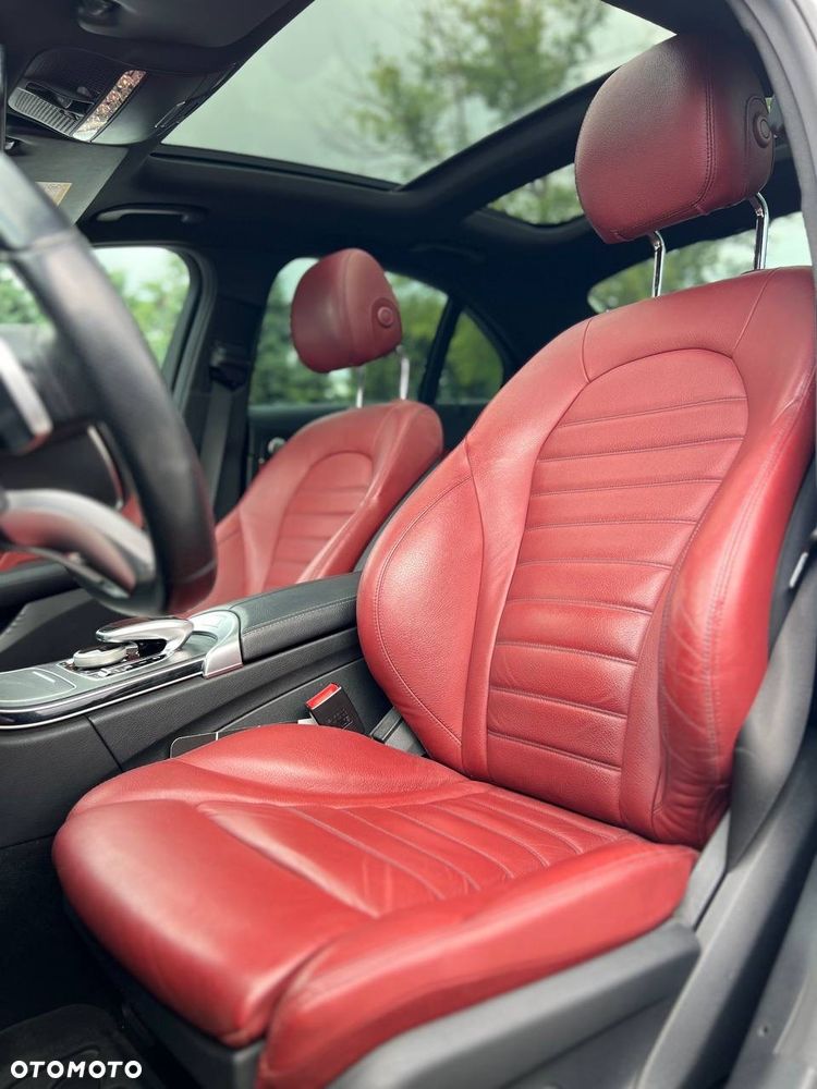 Mercedes-Benz Klasa C AMG 43 4Matic 9G-TRONIC - 19