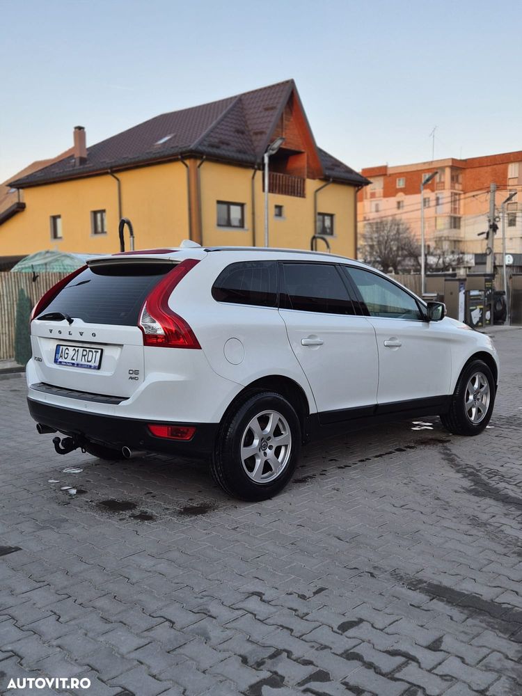 Volvo XC 60 D5 AWD Edition Pro - 5