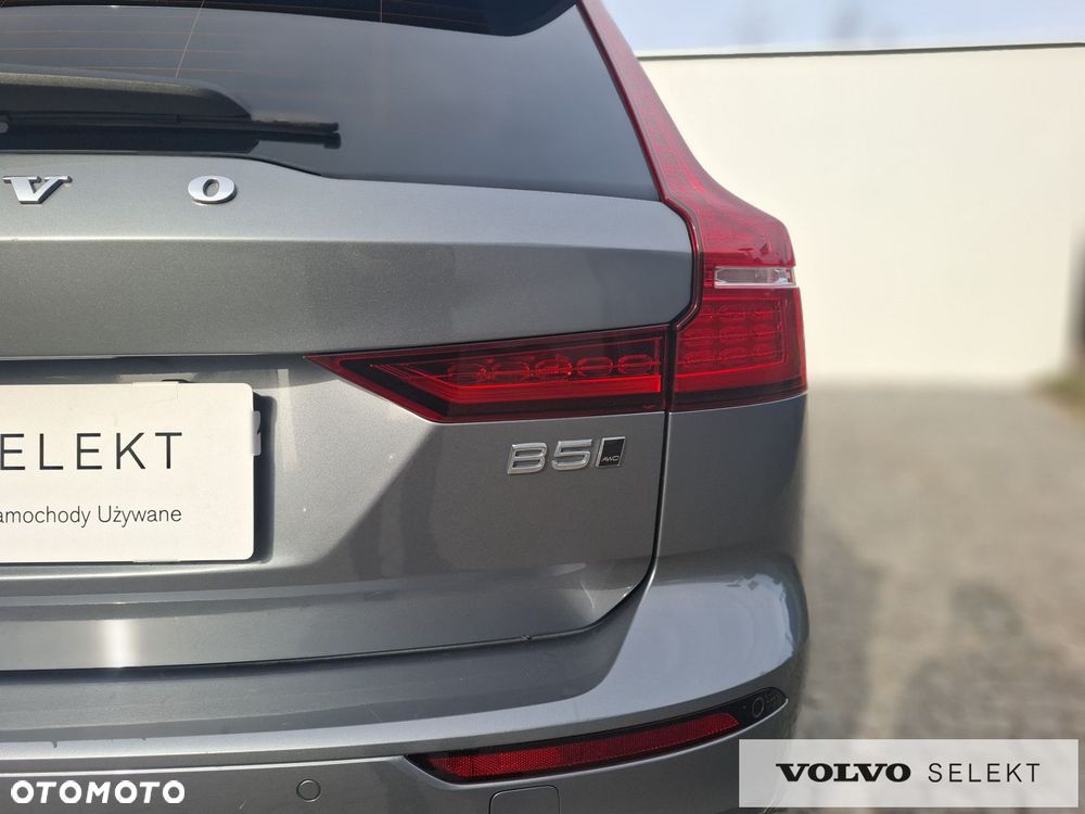 Volvo V60 Cross Country - 30