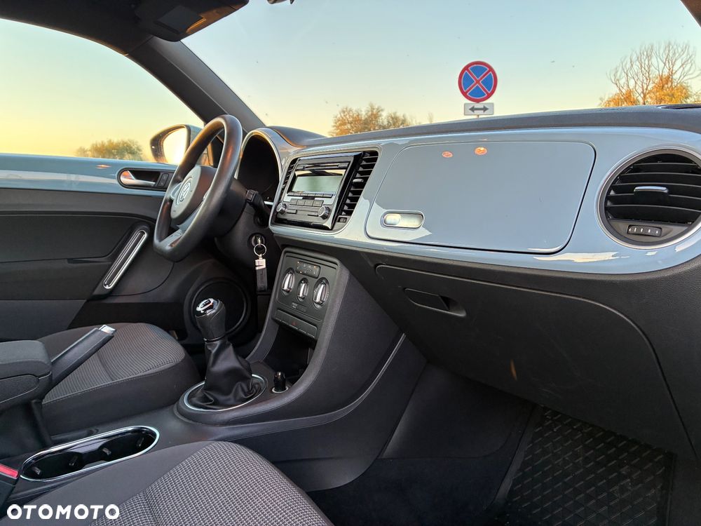 Volkswagen Beetle 2.0 TDI DPF - 23