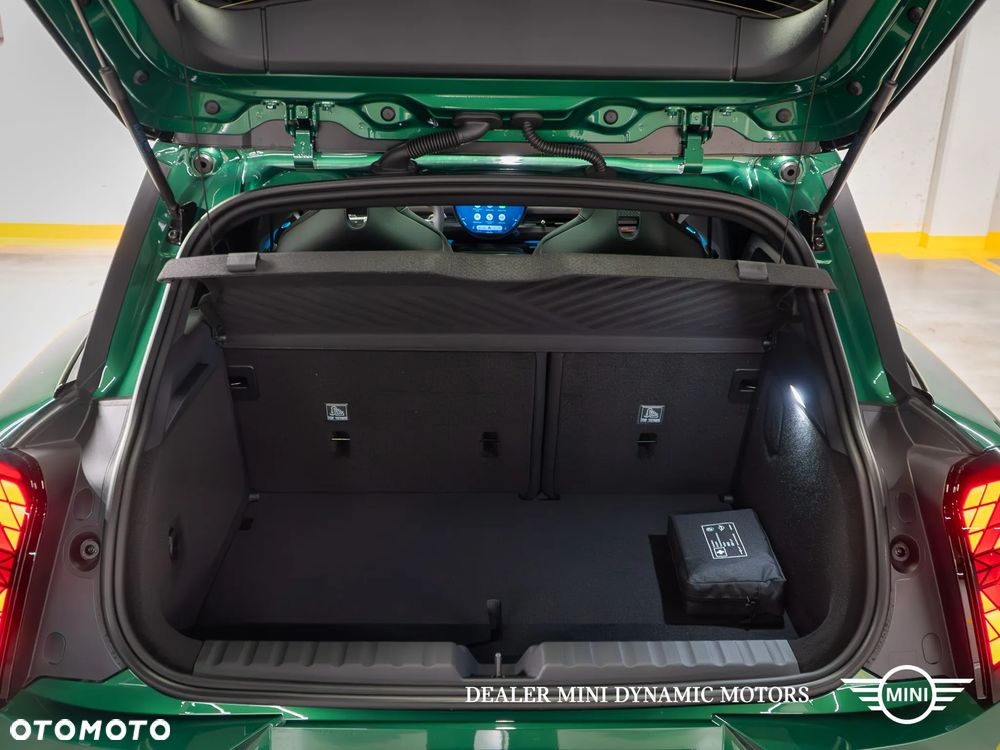 MINI Aceman SE John Cooper Works Trim - 14