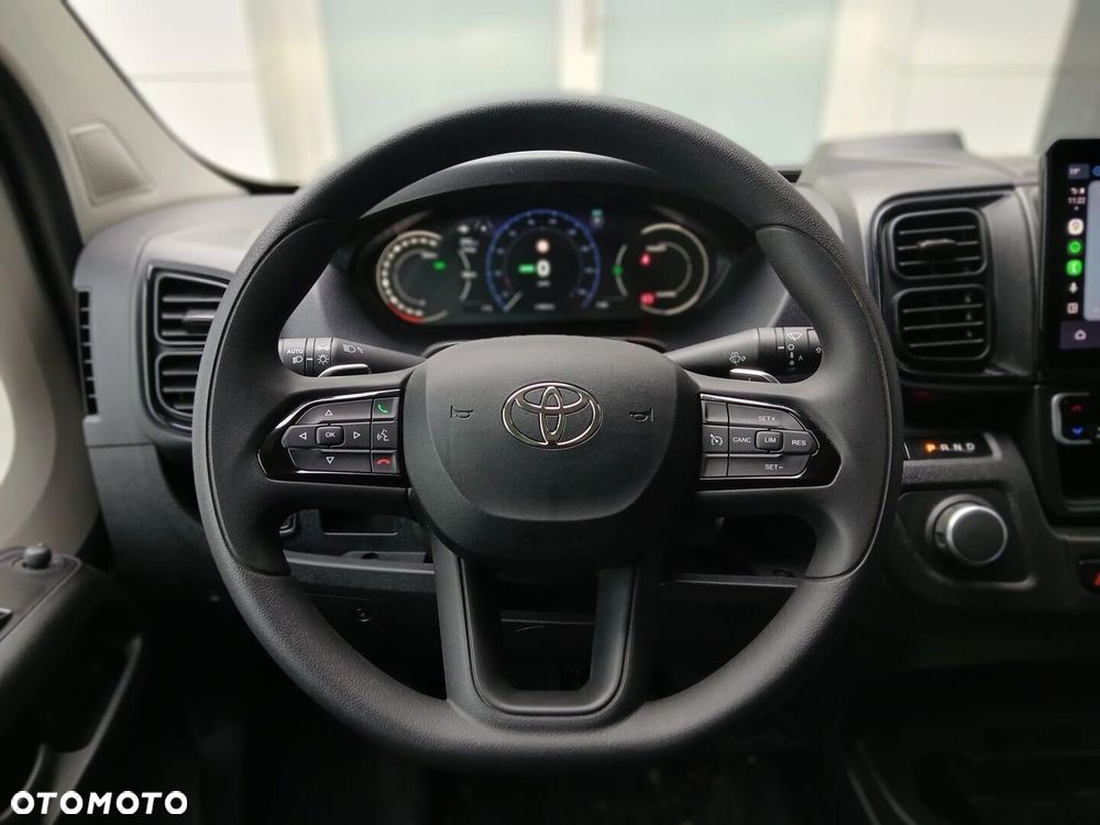 Toyota PROACE MAX - 13