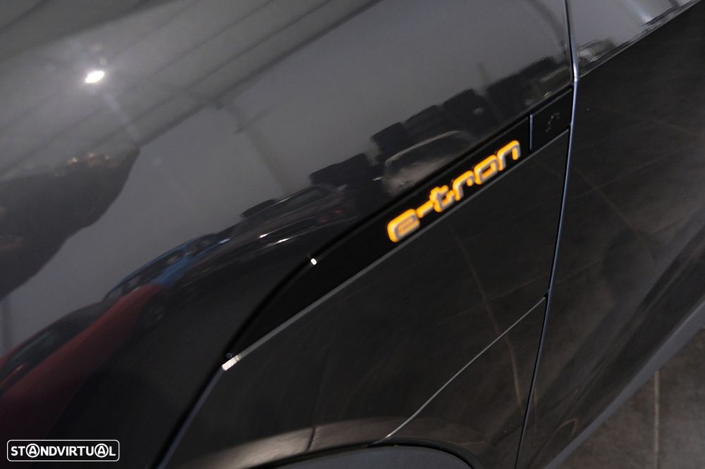 Audi e-tron 50 quattro Advanced - 28