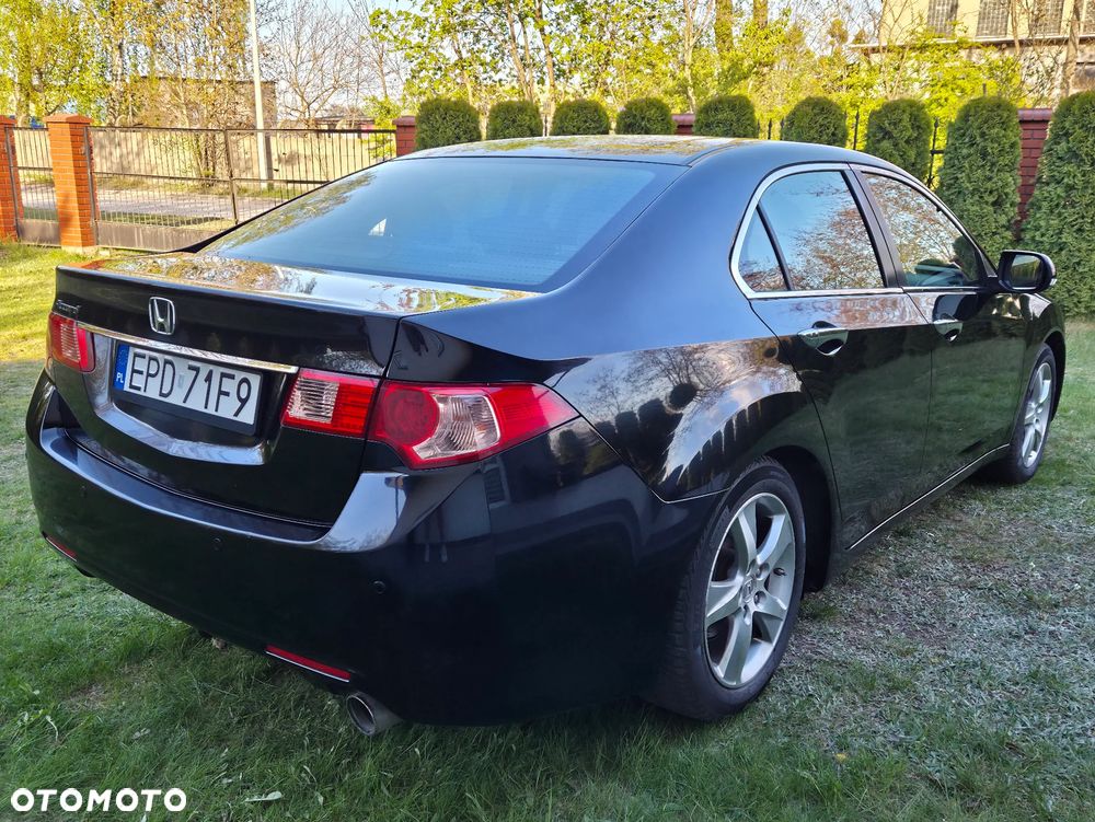 Honda Accord 2.0 Lifestyle Navi - 8