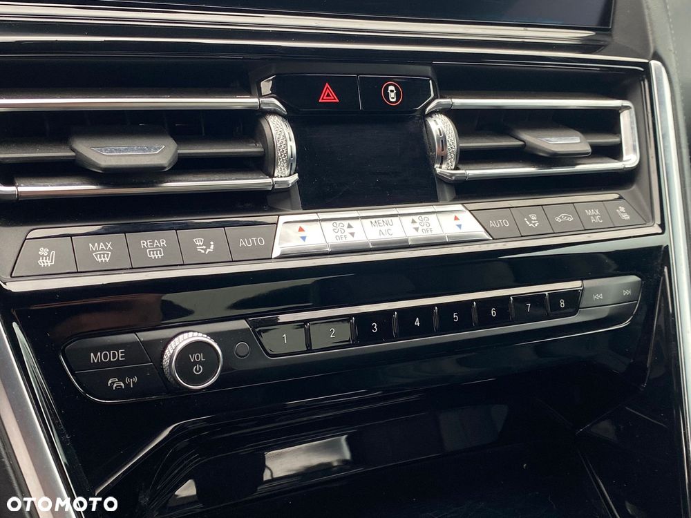 BMW Seria 8 840d xDrive - 17