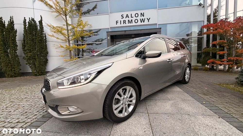 Kia Ceed - 21