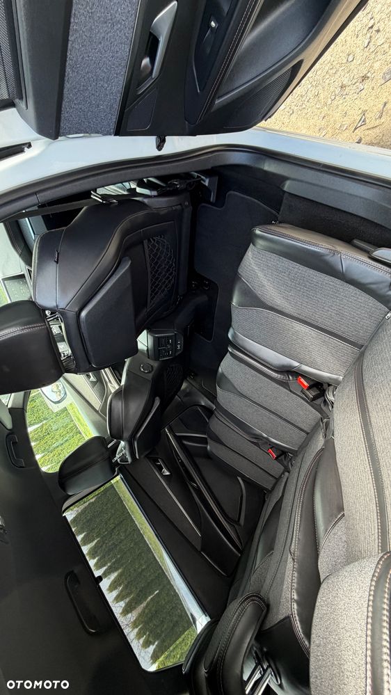 Peugeot 5008 1.6 BlueHDi Style 7os - 36