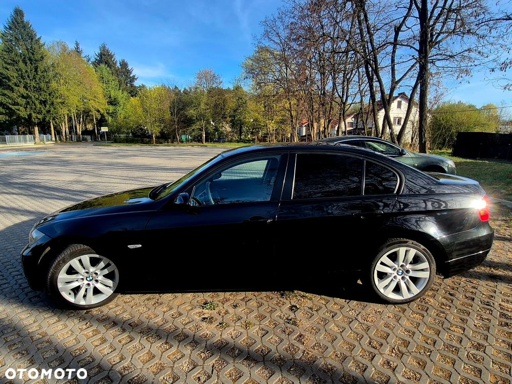 BMW Seria 3 320i - 5