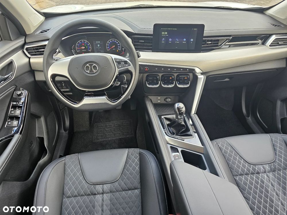 BAIC 3 1.5T Luxury - 7