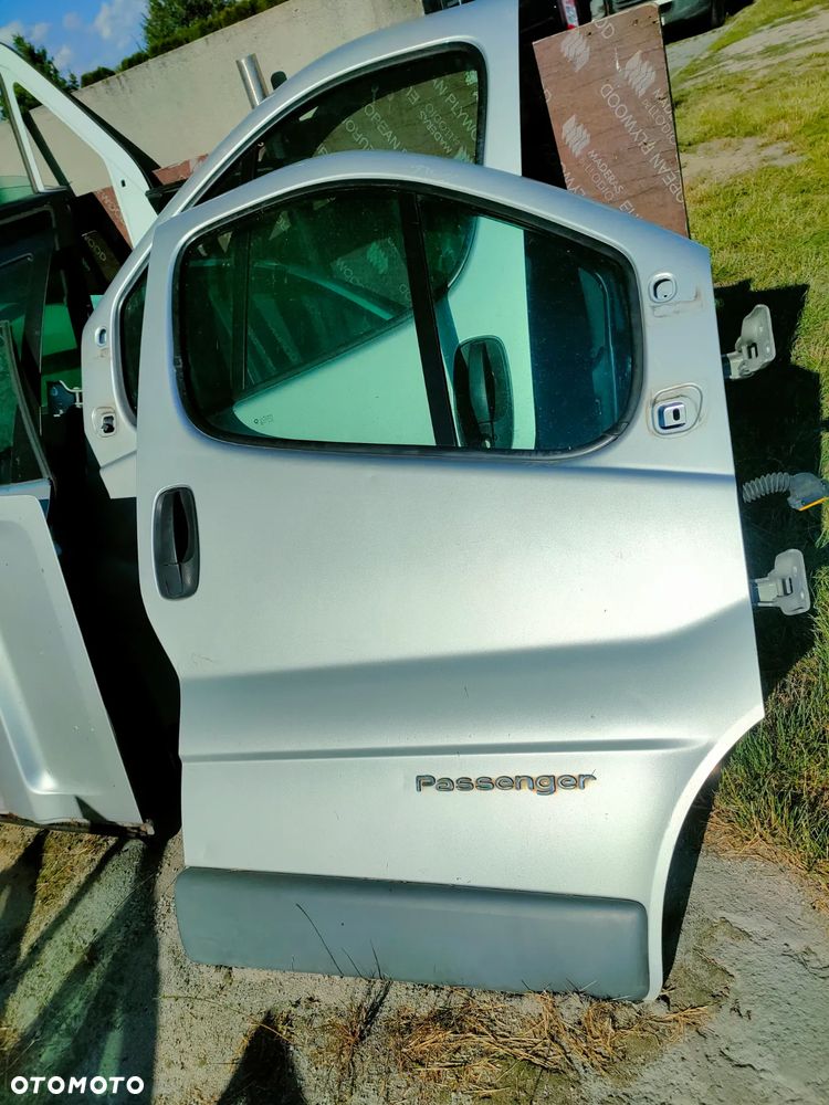Drzwi przód lewe,pawe Renault Trafic 2 - 1