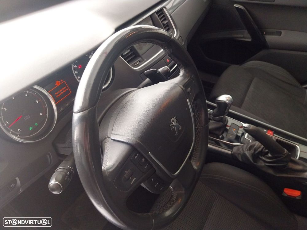 Peugeot 508 SW 1.6 e-HDi Active 2-Tronic 105g - 11