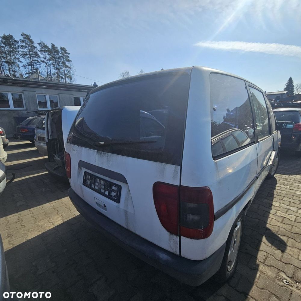 FIAT ULYSSE 2.0 JTD (kod lak: EWPA) pojazd na części: maska, zderzak, drzwi, szyby, lusterka, chłodnica ... - 10