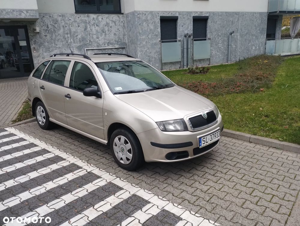 Skoda Fabia - 1
