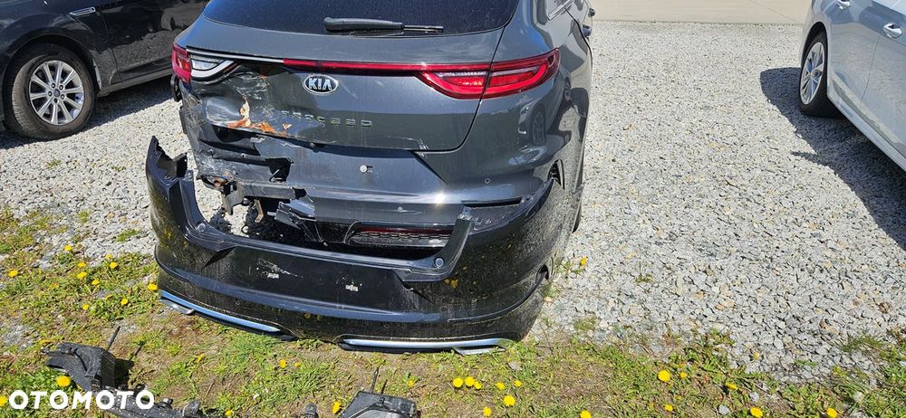Kia ProCeed 1.6 CRDi DCT7 SCR GT LINE - 25