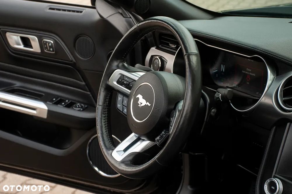 Ford Mustang 5.0 Ti-VCT V8 GT - 39