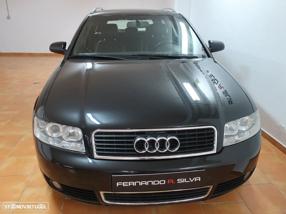 Audi A4 Avant 1.9 TDI m6 S-Line - 4