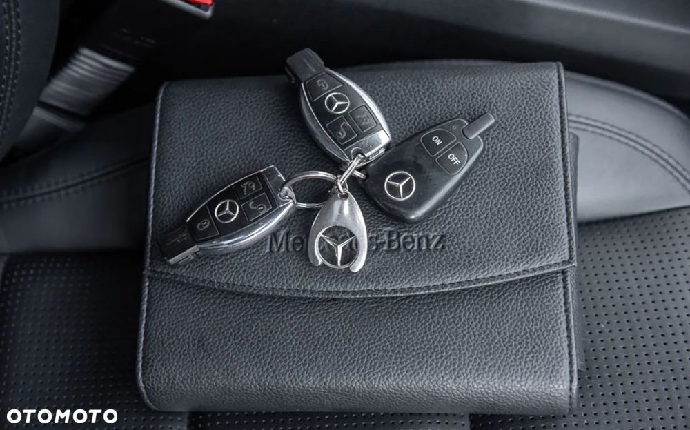 Mercedes-Benz ML 63 AMG 4Matic 7G-TRONIC 10th Anniversary - 34