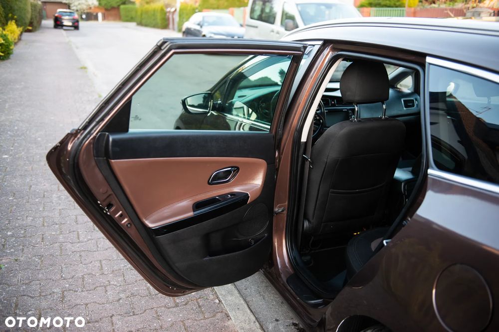 Kia Ceed 1.6 GDI ISG Platinum Edition - 22