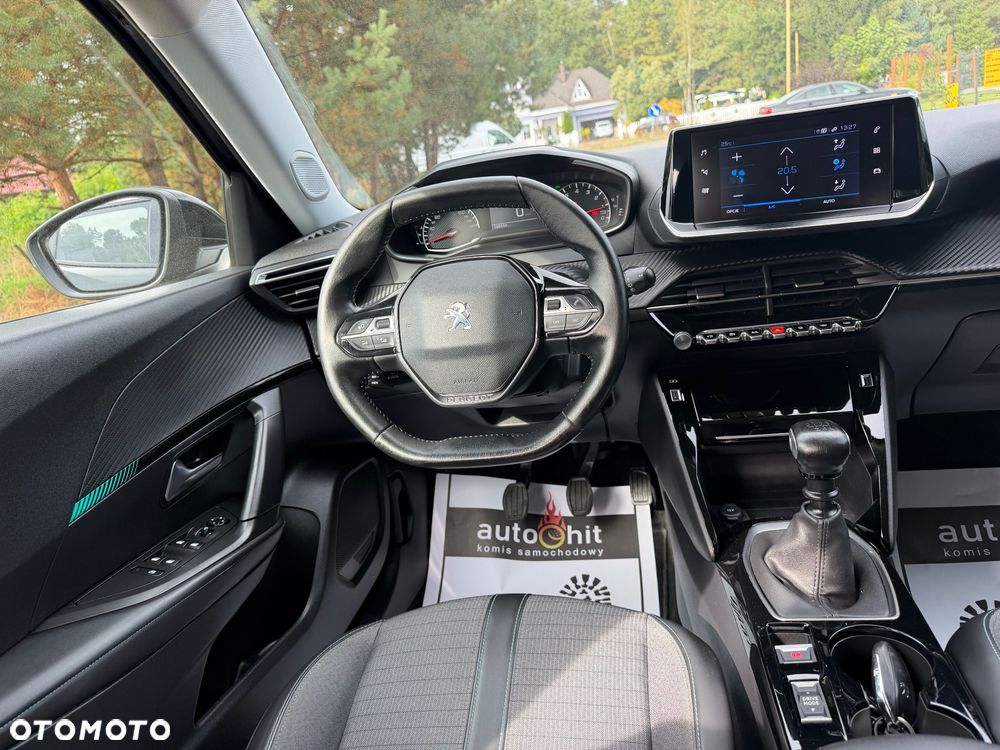Peugeot 2008 1.2 PureTech Allure S&S - 27