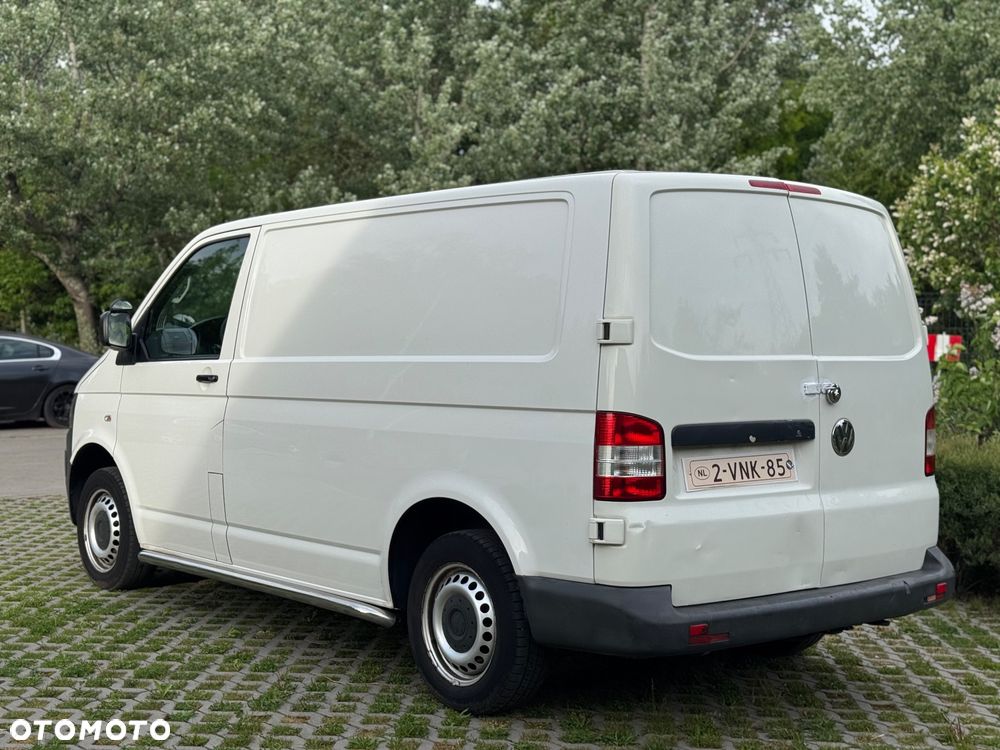 Volkswagen Transporter - 12