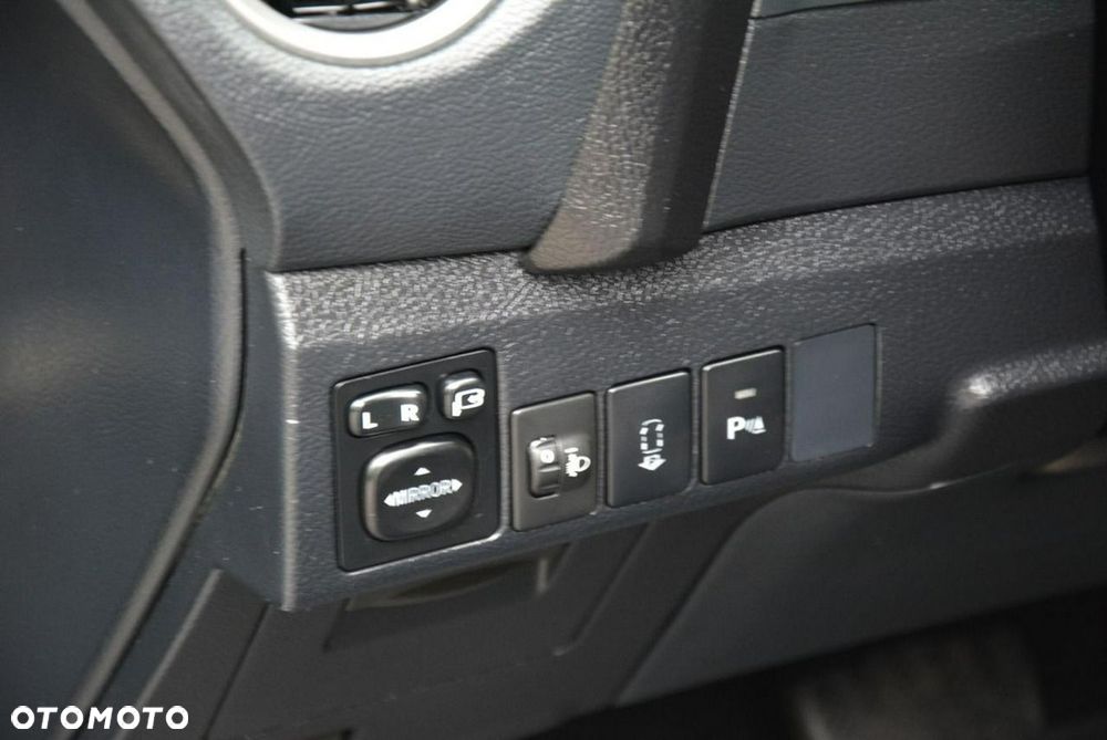 Toyota Auris Hybrid 135 Premium - 25