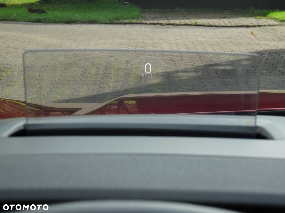 Ford Kuga 1.5 EcoBoost ST-LINE - 24