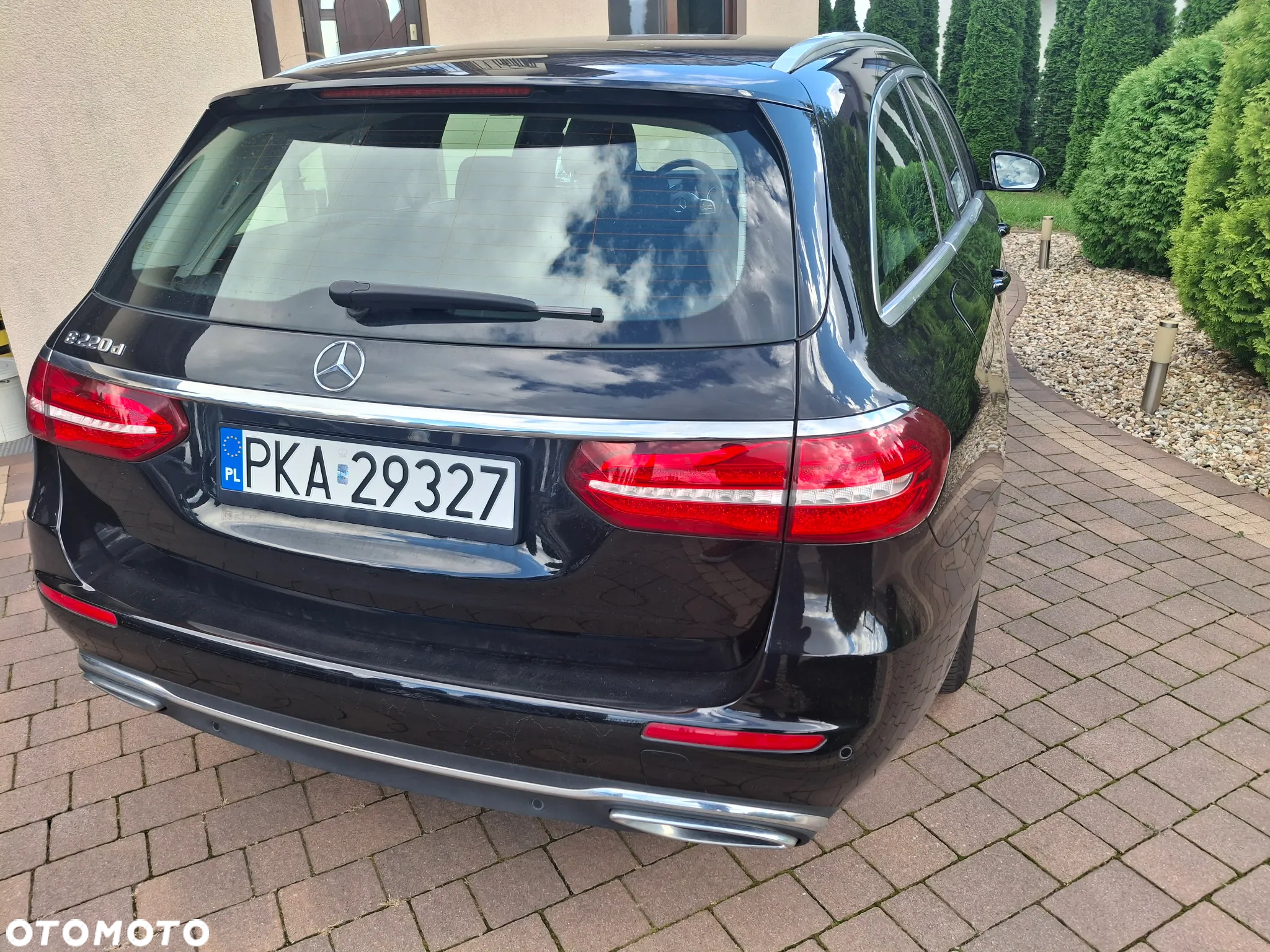 Mercedes-Benz Klasa E 220 d 9G-TRONIC - 8