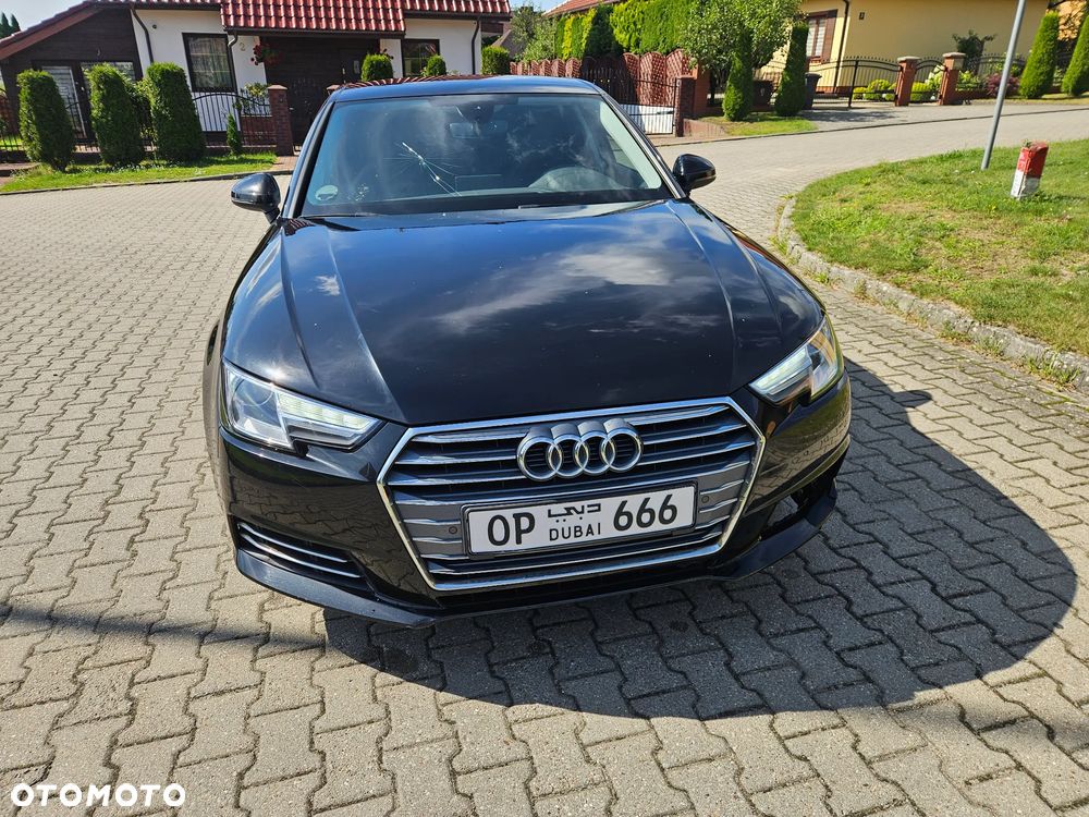 Audi A4 Limousine 2.0 TDI Design - 4