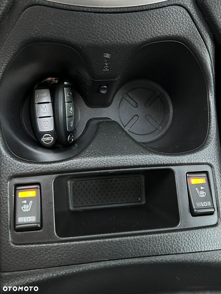 Nissan X-Trail 1.6 DIG-T Tekna - 26