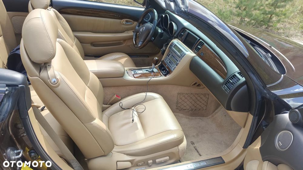 Lexus SC 430 - 9