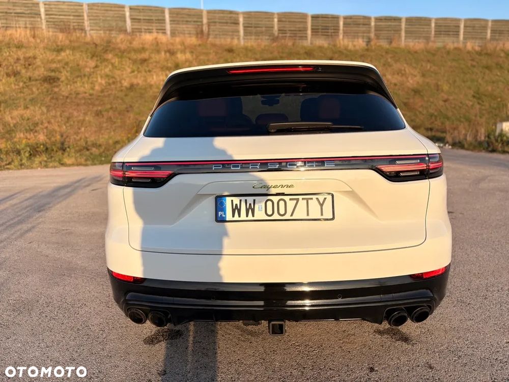 Porsche Cayenne E-Hybrid - 6