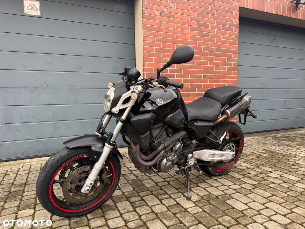 Yamaha MT - 6