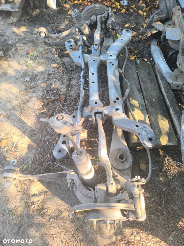 Kompletne tylne zawieszenie opel Insignia A