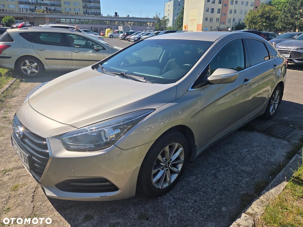 Hyundai i40 1.7 CRDi Comfort - 1