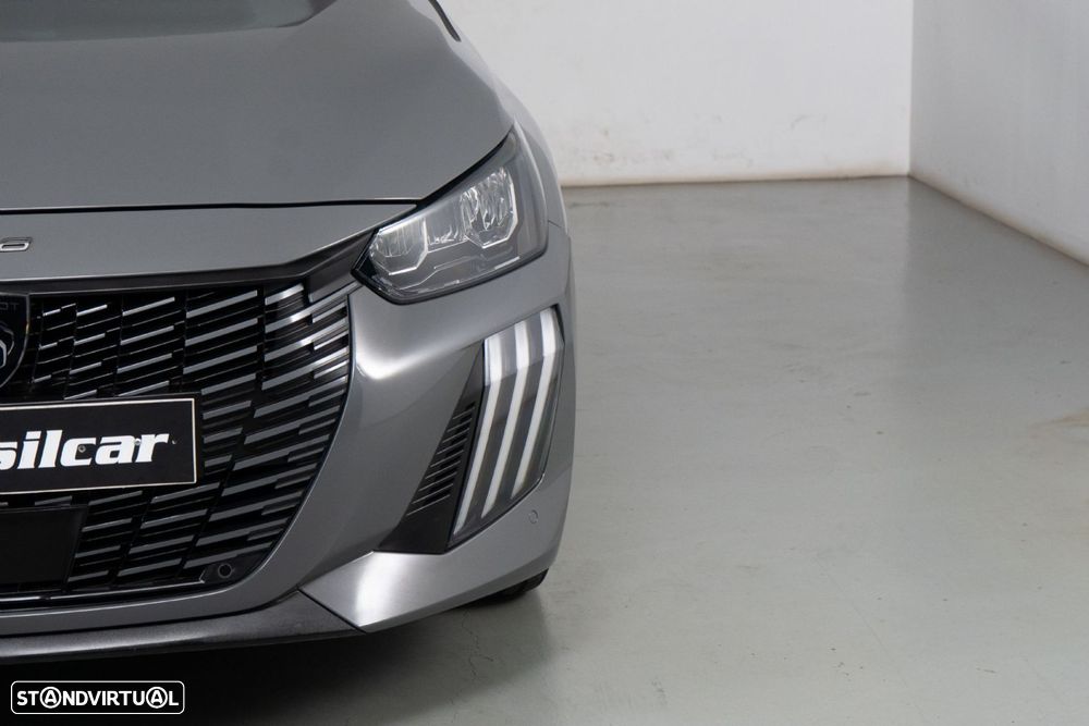 Peugeot 208 1.2 PureTech Allure Pack - 18