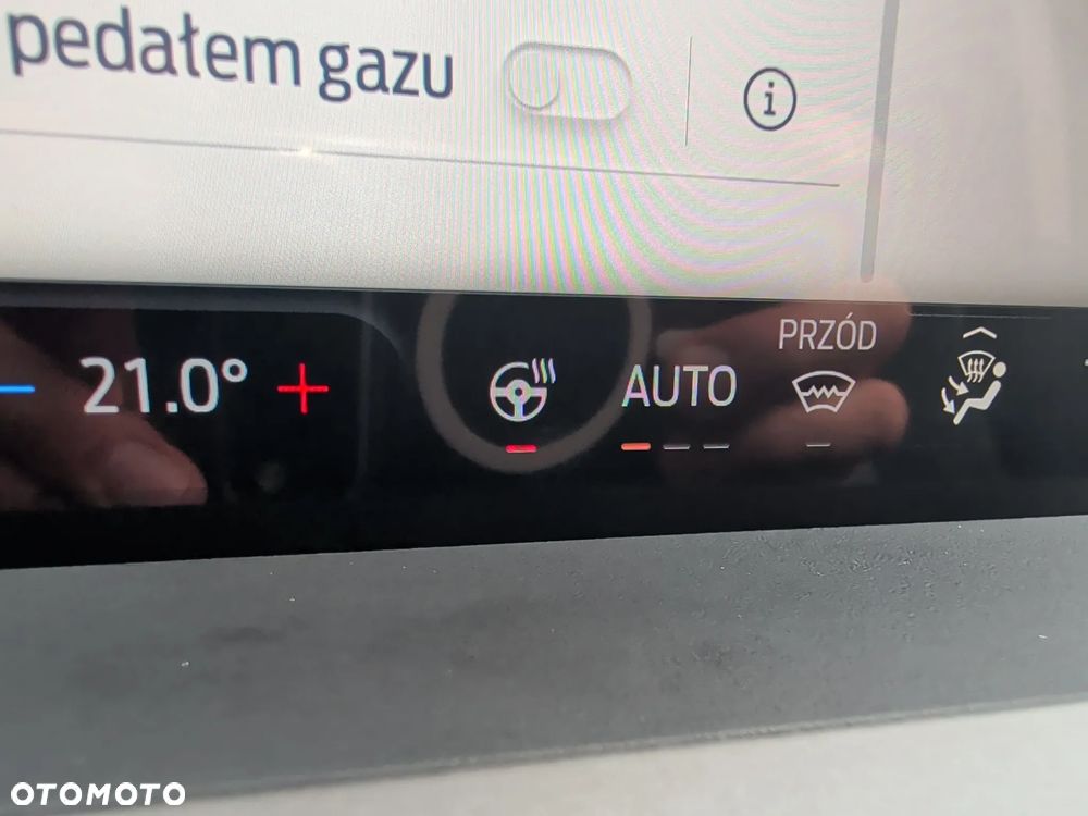 Ford Transit Courier - 16