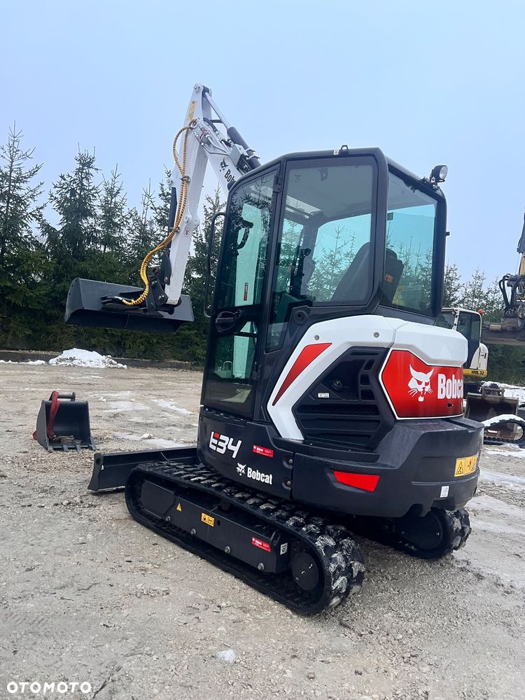 Bobcat Minikoparka BOBCAT E34 22r dodatk linie hydr e35 e 34 e35z cat 304 303,5 serwisowana 1 wł koparka gąsienicowa yanmar sanny Takeuchi Kubota 3,5tony - 4