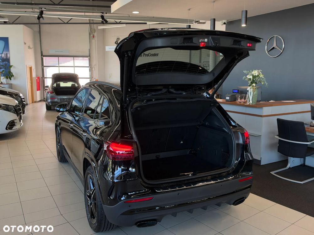 Mercedes-Benz GLA 200 mHEV AMG Line 7G-DCT - 10