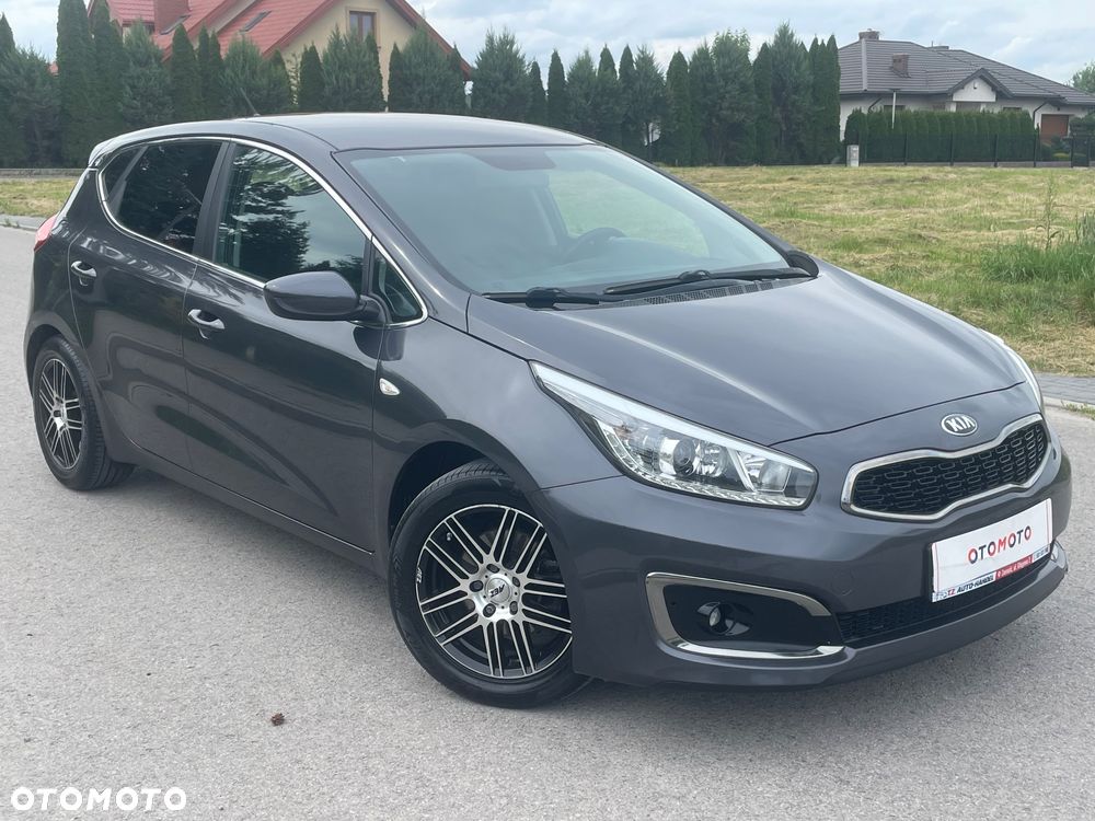 Kia Ceed 1.4 CVVT Vision - 1