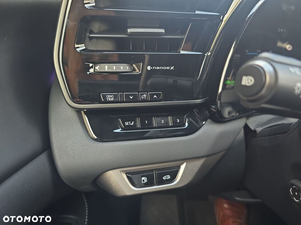 Lexus RX 450h+ F Sport Design - 23