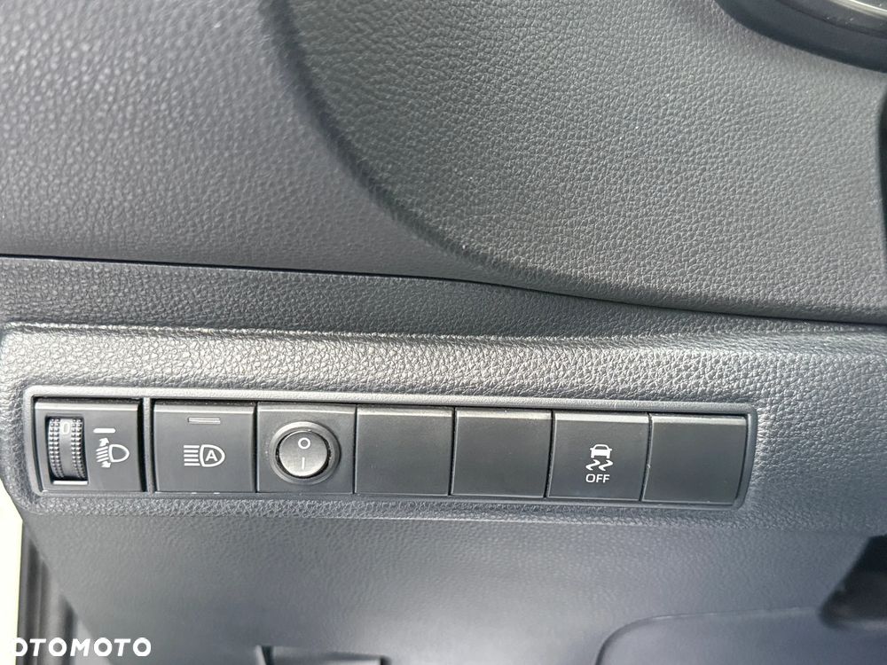 Toyota Corolla 1.8 Hybrid Comfort - 16